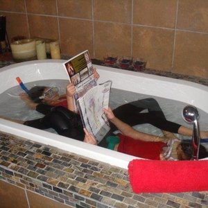 Our winners, Johanne and Beulah